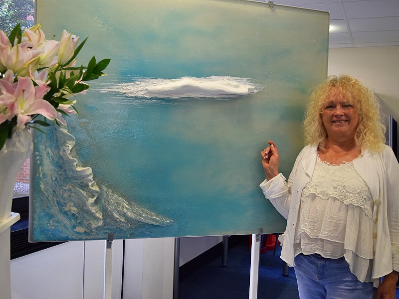 Artist Ginger Gilmour helps launch Love Littlehampton Arts Week