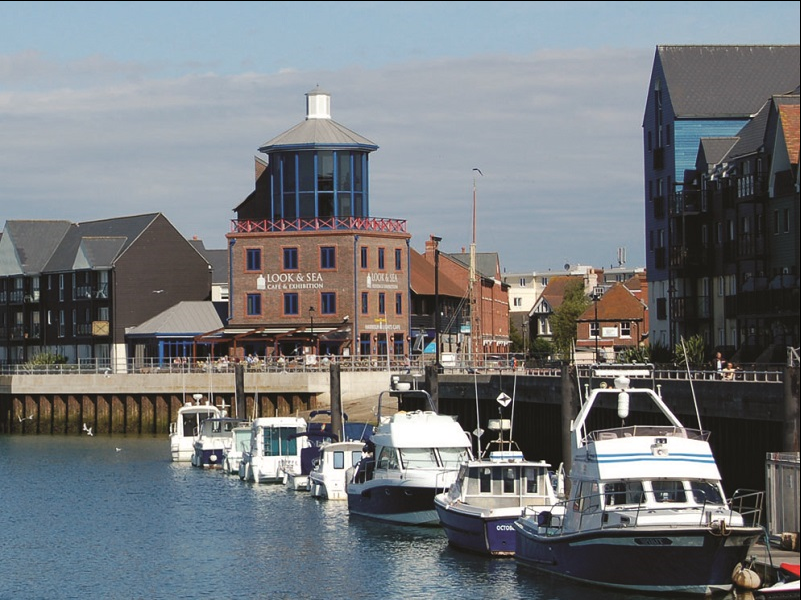 Harbour Lights Café, Littlehampton to open this summer