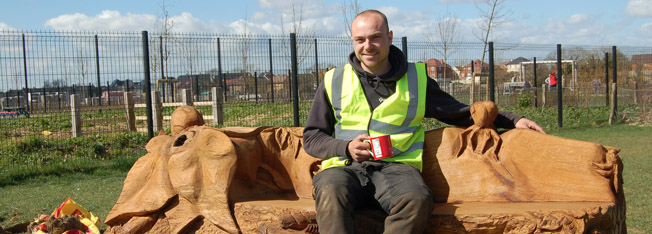 Park chainsaw sculpture sets the benchmark! 13 April 2015