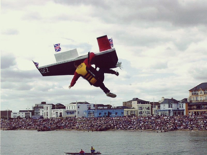 Bognor Regis Flying High with Aerial Birdman 01 09 15